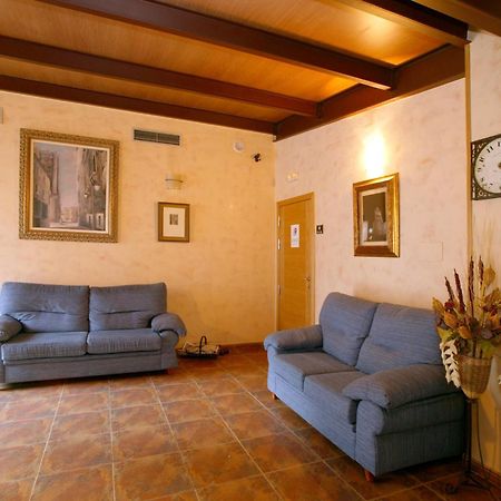 Hotel Las Murallas Ávila Luaran gambar
