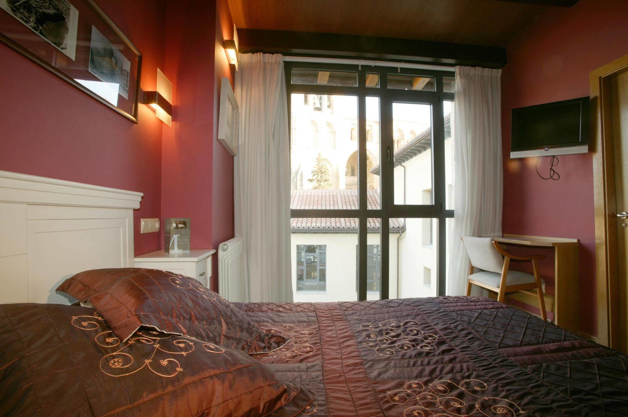 Hotel Las Murallas Ávila Luaran gambar